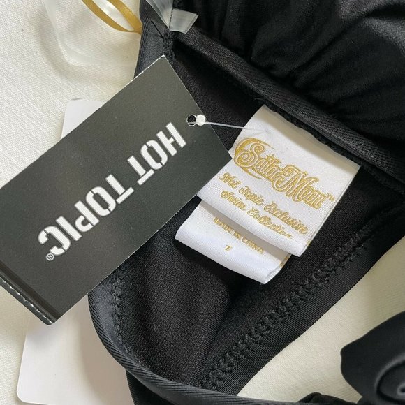 Sailor Moon Luna Swim Suit Bikini Top Hot Topic Plus Size 1X Plus Black Cat - Picture 5 of 6